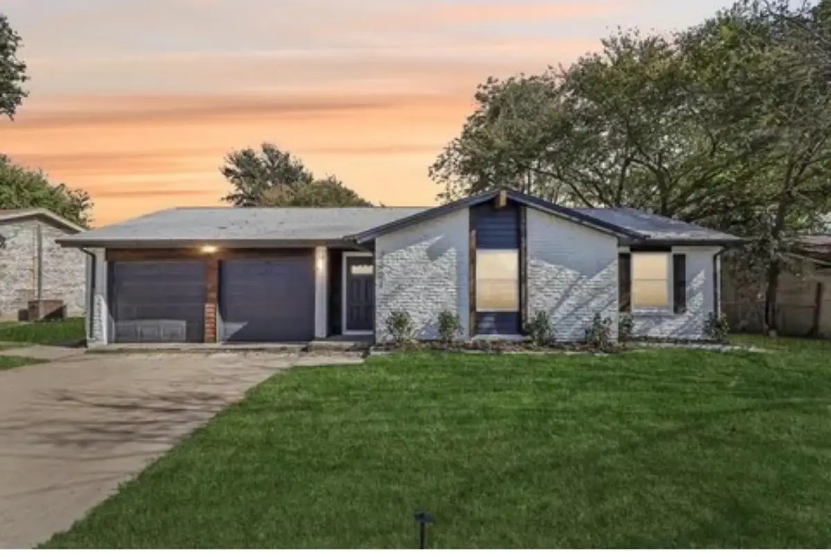 3301 Winderemere Drive, Arlington, TX 76014 - #1