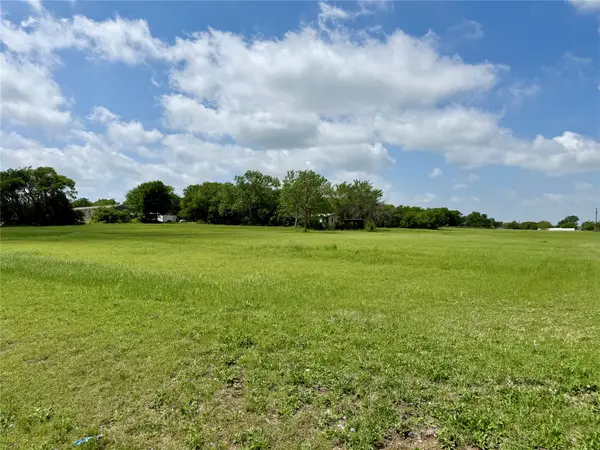 18086 Brookfield Drive, Justin, TX 76247