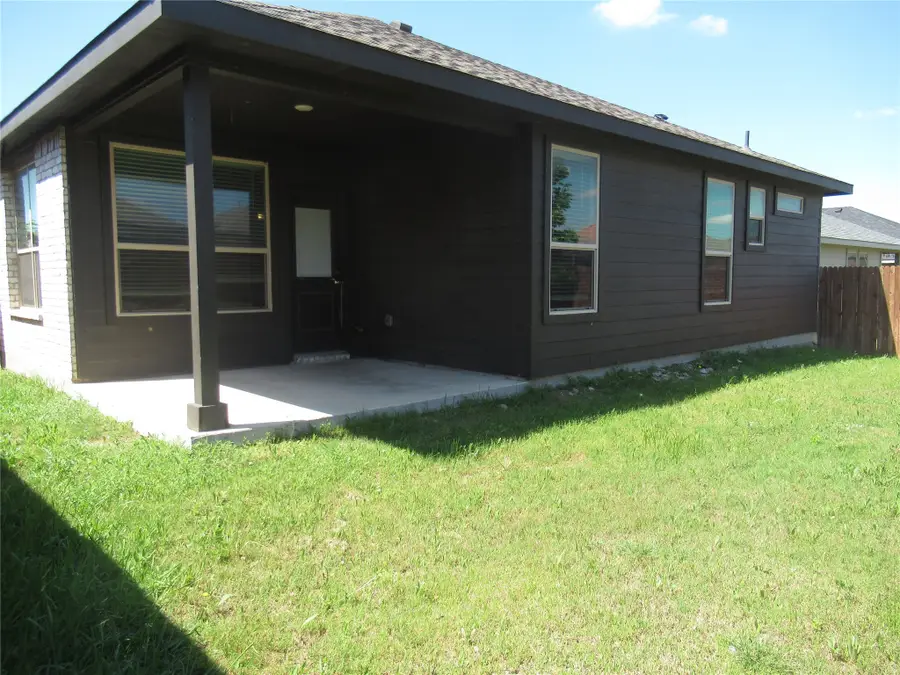 9604 Hickory Knob Drive, Fort Worth, TX 76108 - #3