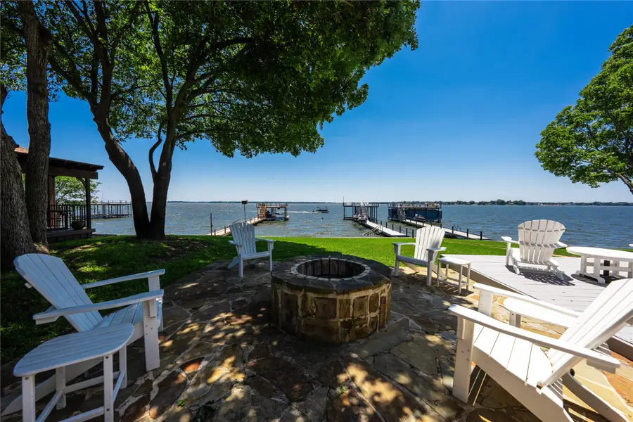 684 Enchanted Isles Drive, Mabank, TX 75156 - #2