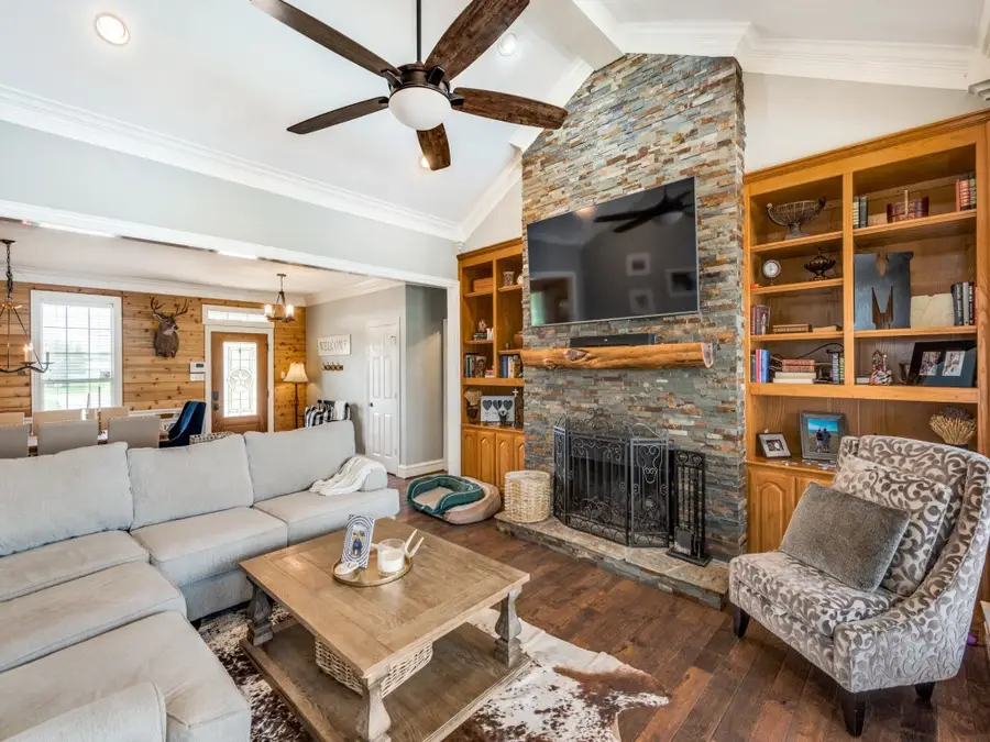 1165 Brent Avenue, Terrell, TX 75160 - #2