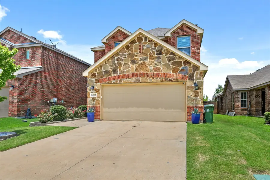 8805 Deadwood Lane, Aubrey, TX 76227 - #2