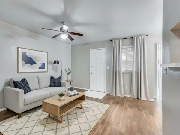 1122 Millview Drive #1103, Arlington, TX 76012