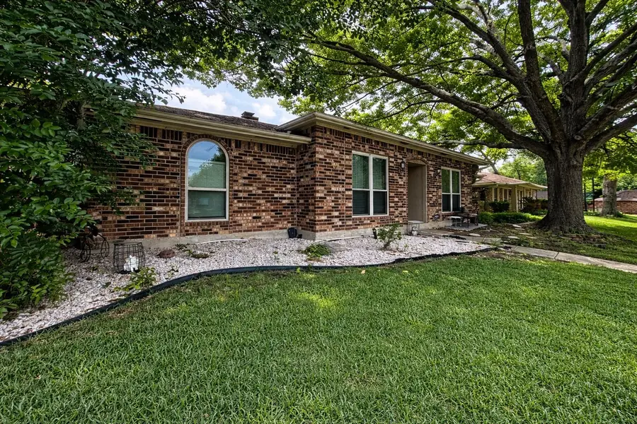 4905 Willowhaven Circle, Garland, TX 75043 - #2