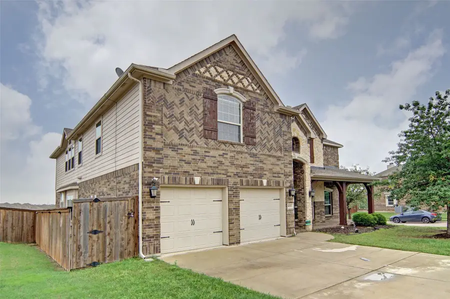 6132 Falls Lake Road, Fort Worth, TX 76179 - #2