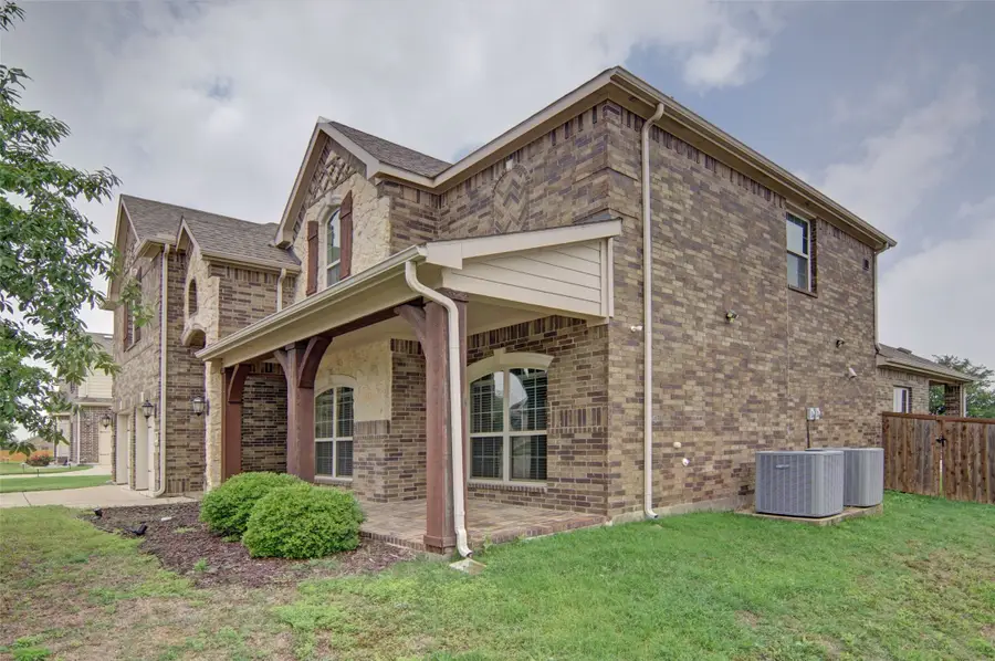 6132 Falls Lake Road, Fort Worth, TX 76179 - #3