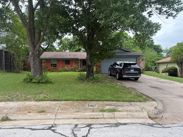 1827 Whitecliff Drive, Duncanville, TX 75137