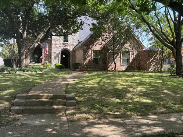 152 Country Club Drive, Heath, TX 75032