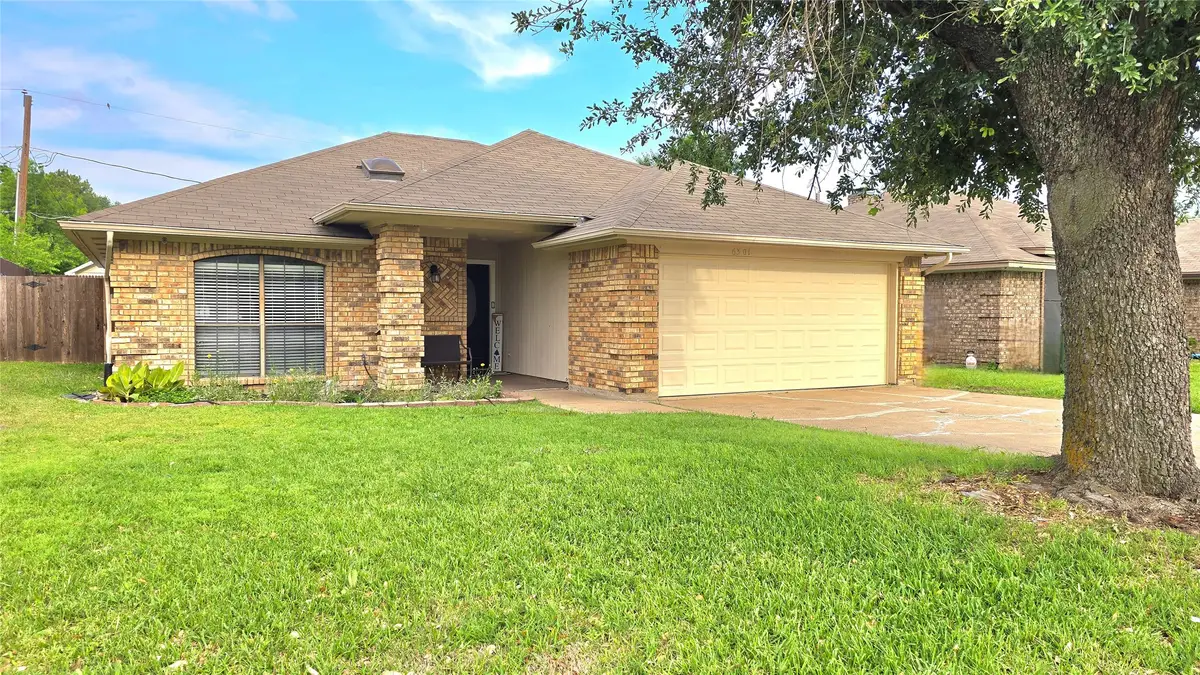 6301 Lotus Drive, Arlington, TX 76001 - #1