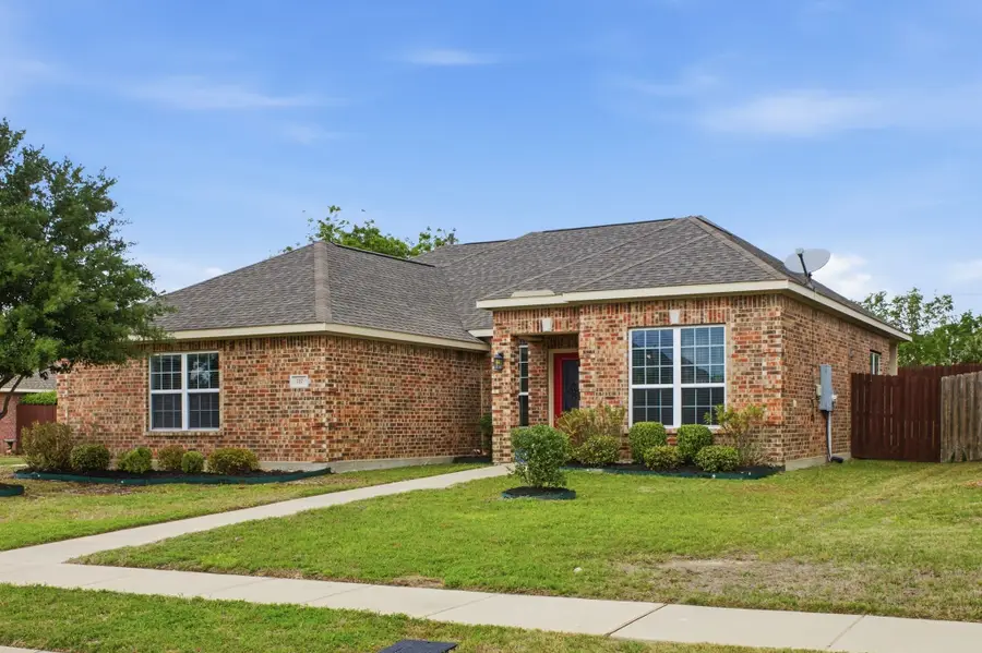 717 Roaring Springs Drive, Glenn Heights, TX 75154 - #3