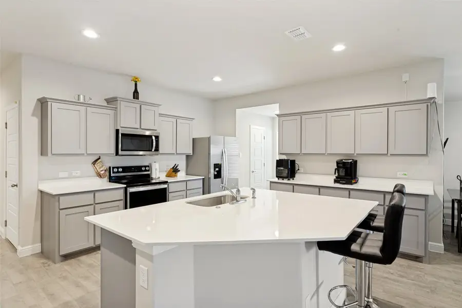 737 Trinity Park Trail, Alvarado, TX 76009 - #2