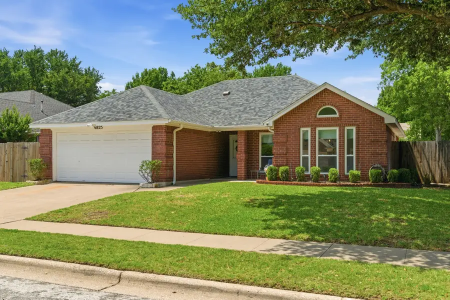 6825 Wooddale Drive, Watauga, TX 76148 - #2