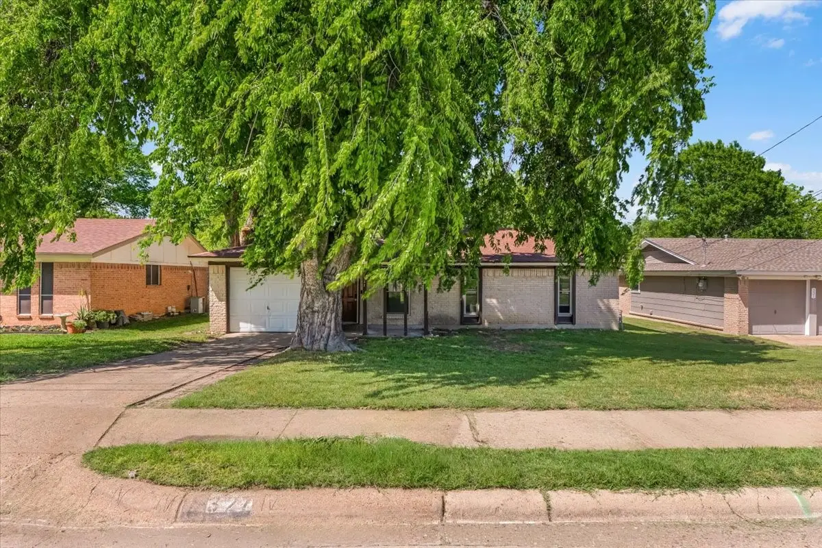 327 E Center Street, Duncanville, TX 75116 - #1