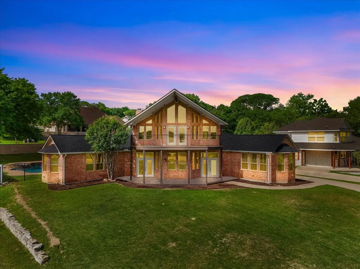 203 W Lake Drive, Weatherford, TX 76087 - #1