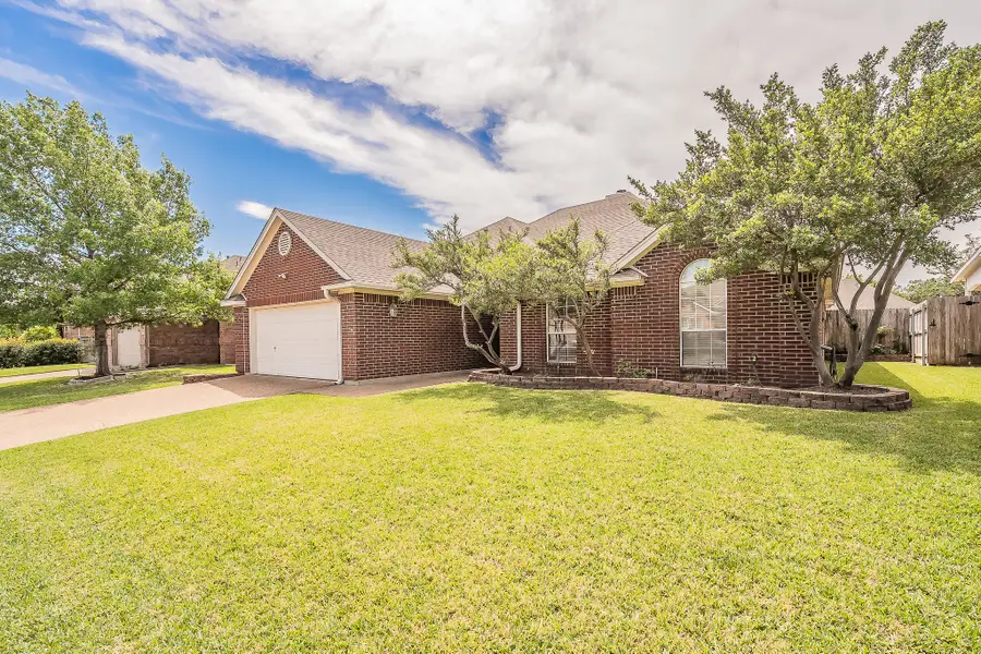2720 Cedar Springs Court, Bedford, TX 76021 - #2