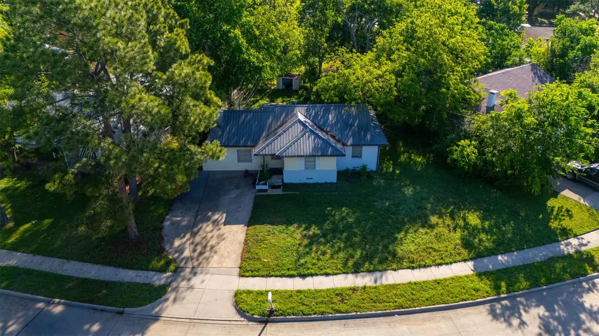 419 Joyce Street, Arlington, TX 76010 - #1