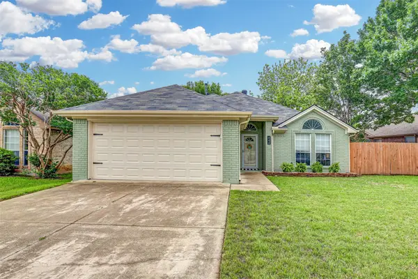 444 Woodridge Drive, Keller, TX 76248