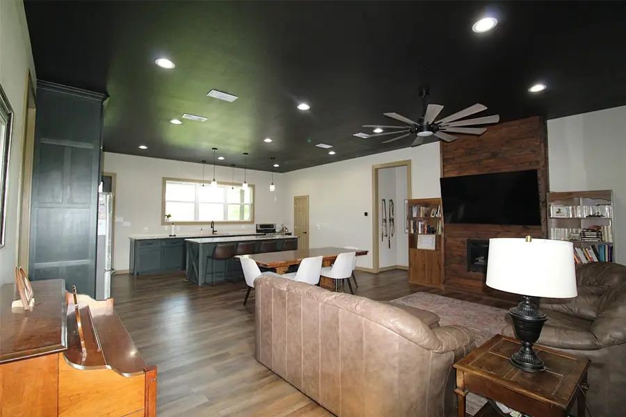 2420 County Road 4107, New Boston, TX 75570 - #2