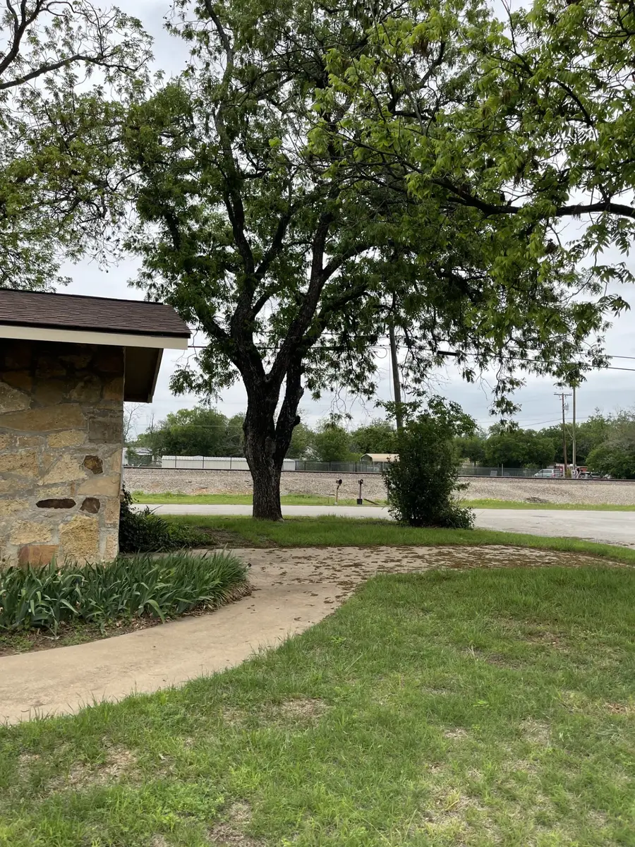 100 Snow Street, Bangs, TX 76823 - #3