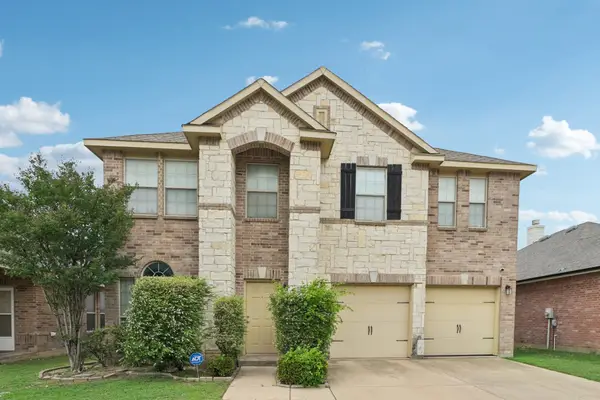 8841 Noontide Drive, Fort Worth, TX 76179
