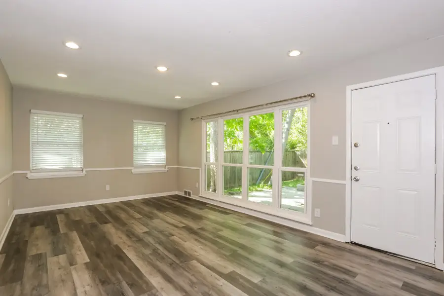 7347 Maringo Drive, Dallas, TX 75227 - #2