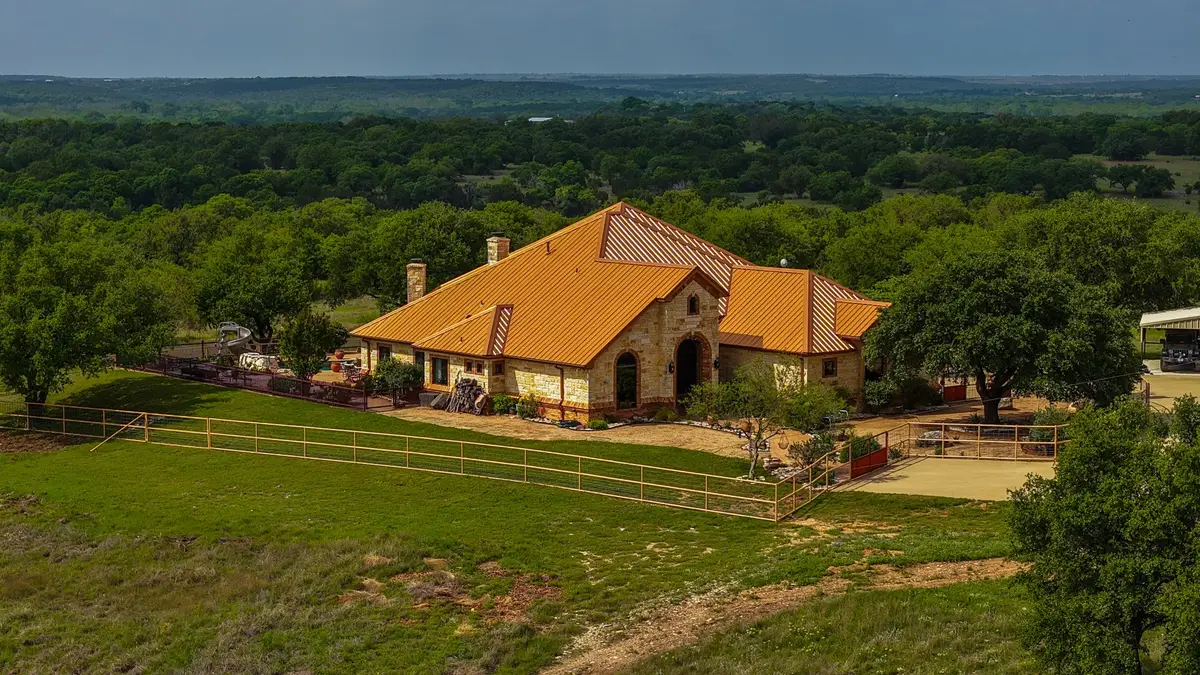 587 County Road 105, Hamilton, TX 76531 - #1
