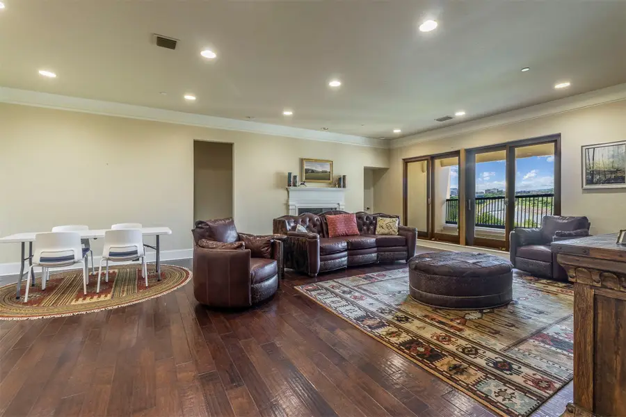 501 Samuels Avenue #540, Fort Worth, TX 76102 - #3