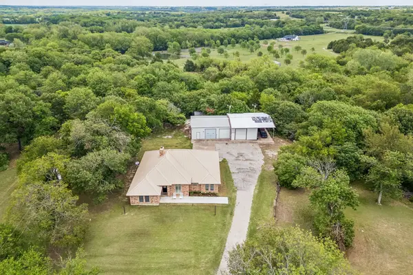 807 E State Highway 11, Tom Bean, TX 75491