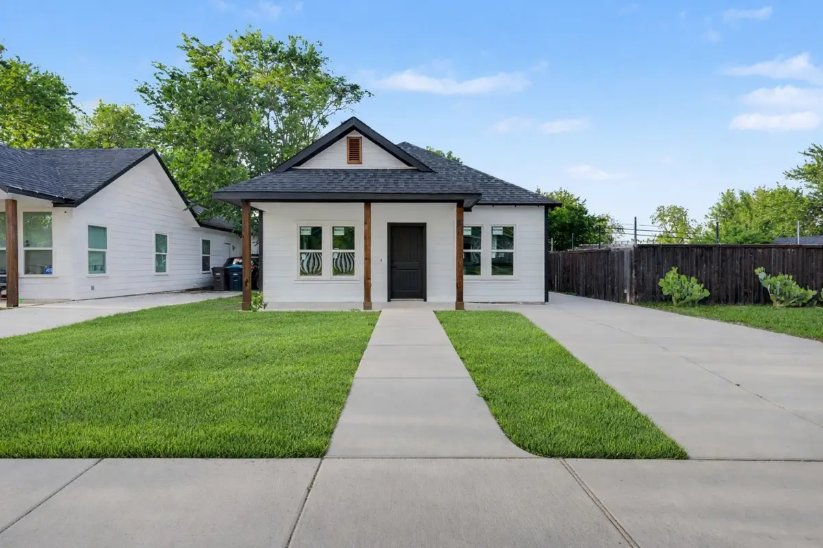 1211 E Cannon Street, Fort Worth, TX 76104 - #1