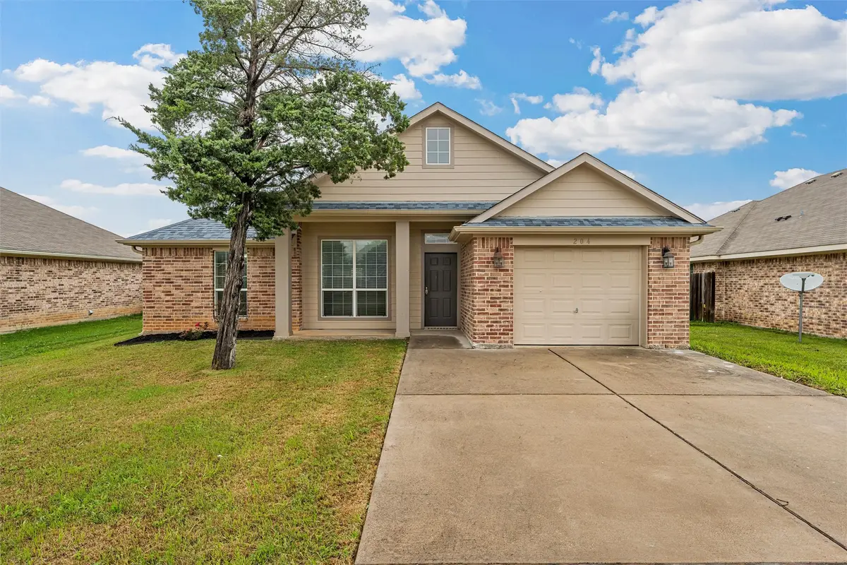 204 Hawk Ridge, Lacy Lakeview, TX 76705 - #1