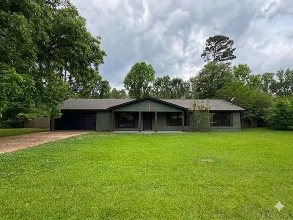 8942 Dakota Huse Lane, Greenwood, LA 71033