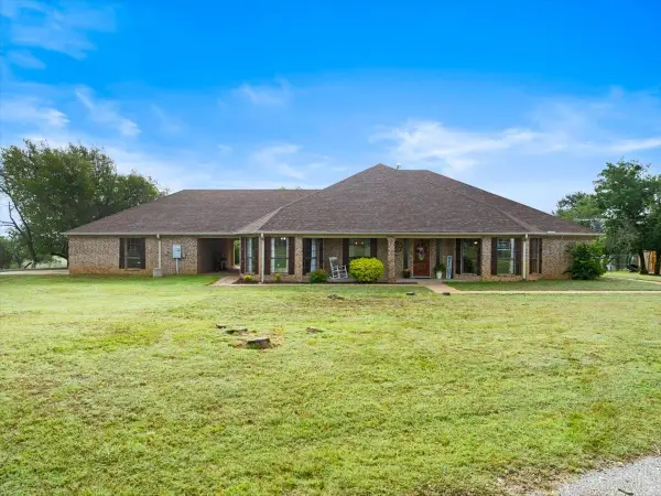 719 Private Road 897, Stephenville, TX 76401