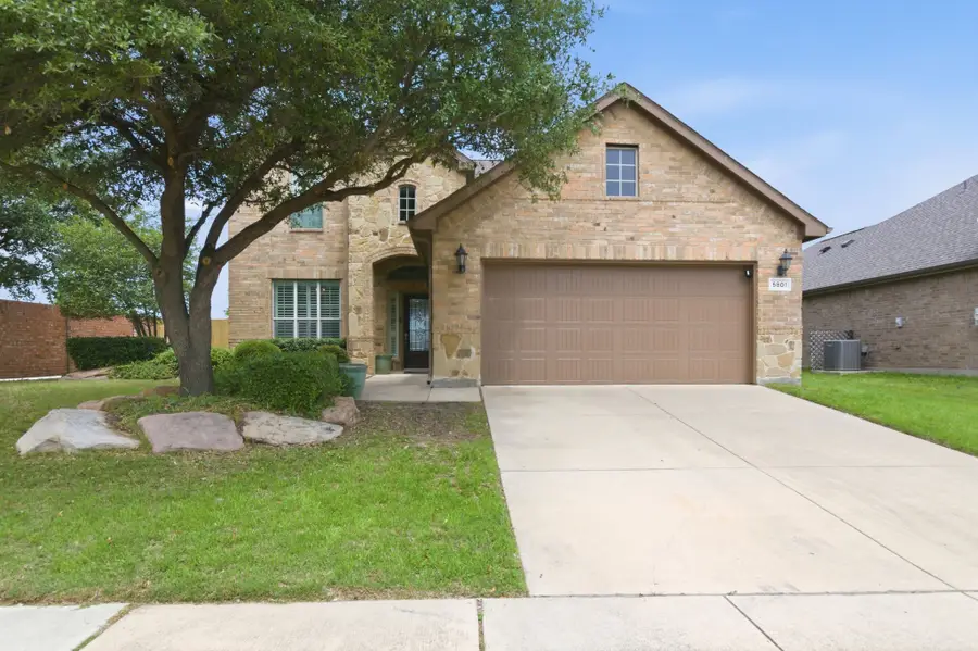 5801 Valley Haven Way, Fort Worth, TX 76244 - #2