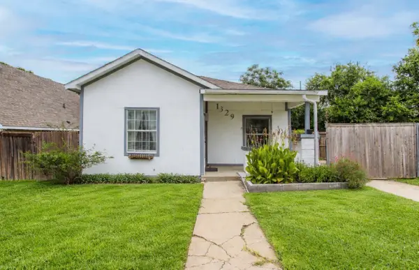 1329 New York Avenue, Fort Worth, TX 76104