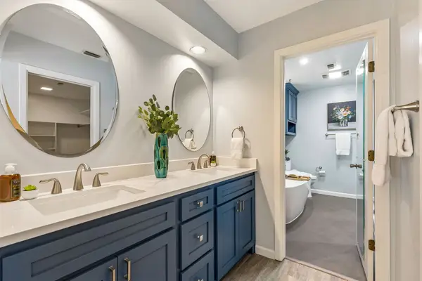 24 Legend Road, Benbrook, TX 76132