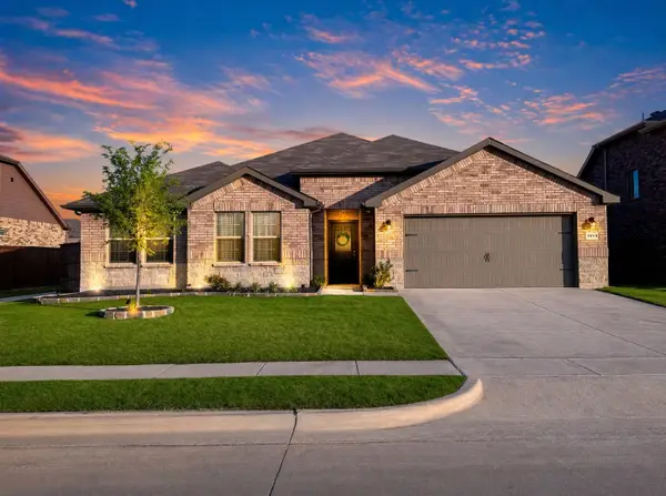 1913 Cookes Lane, Cleburne, TX 76033