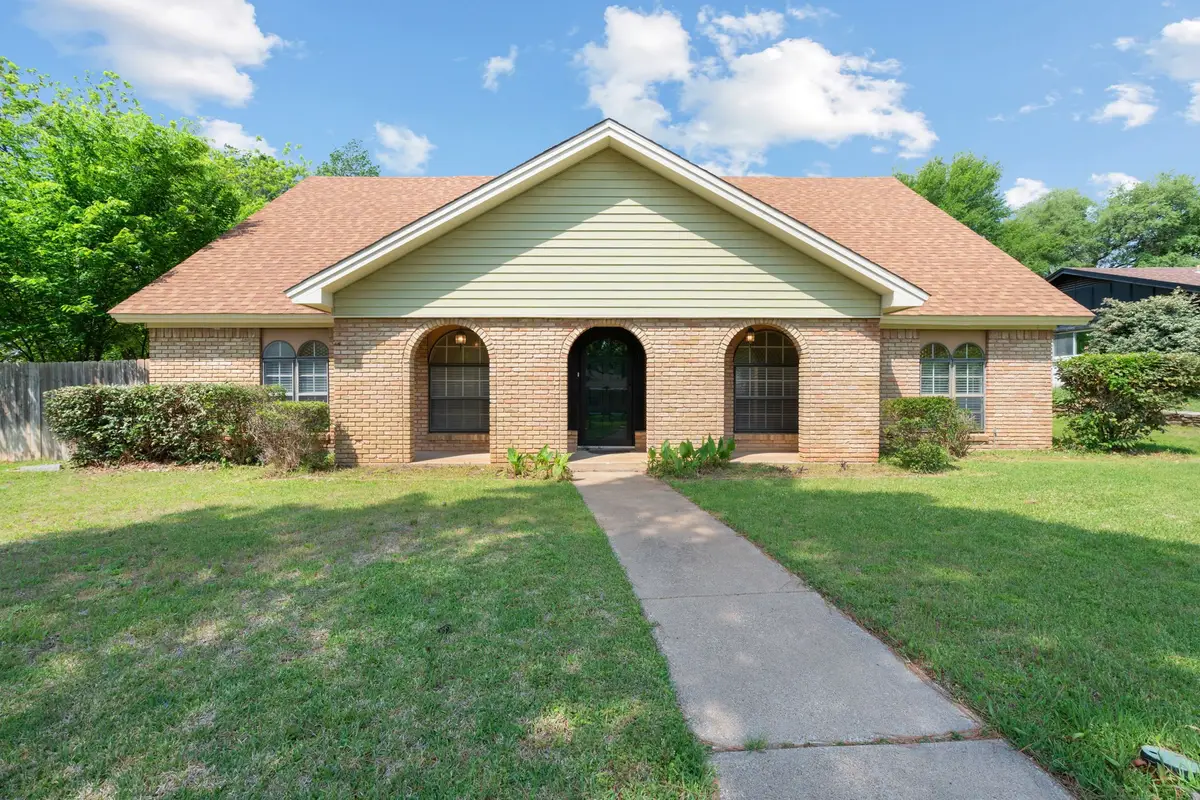 1602 Wagon Wheel Trail, Pantego, TX 76013 - #1