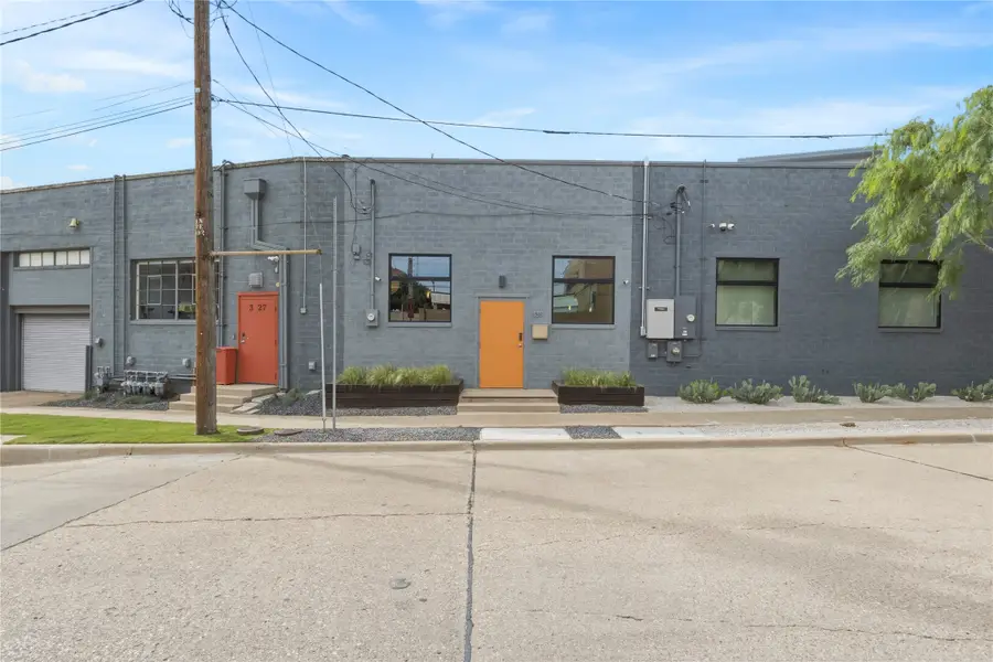 335 S Hall Street, Dallas, TX 75226 - #2