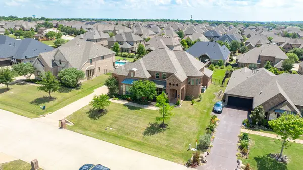 817 Calm Crest Drive, Rockwall, TX 75087