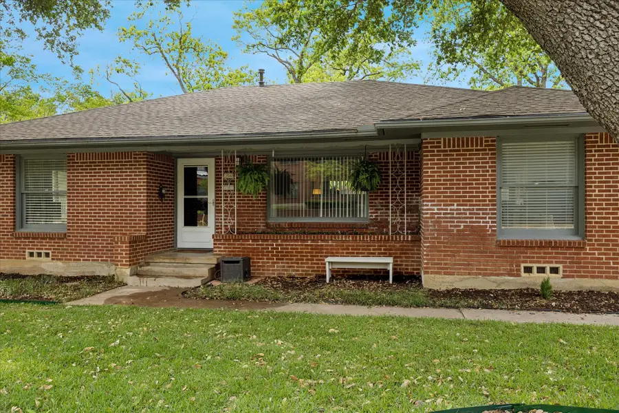 206 S Davis Drive, Arlington, TX 76013 - #3