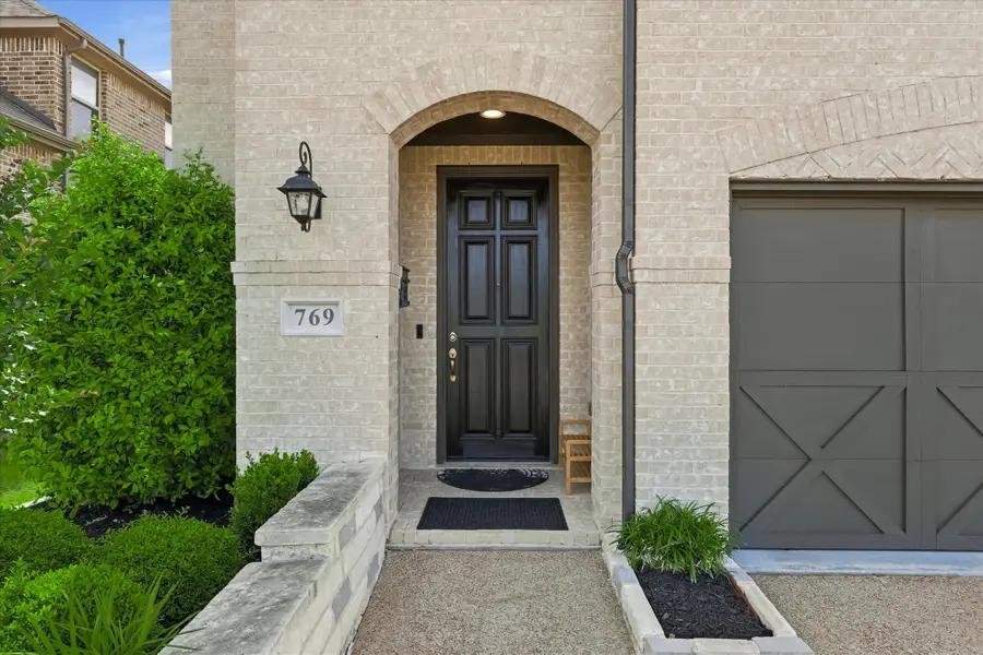 769 Lady Tessala Avenue, Lewisville, TX 75056 - #2
