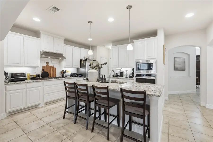 769 Lady Tessala Avenue, Lewisville, TX 75056 - #3