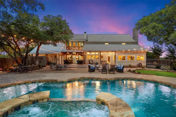 1010 Chapman Road, Crawford, TX 76638