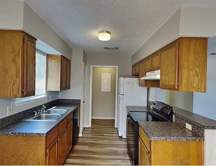 612 Race Street, Crowley, TX 76036 - #3