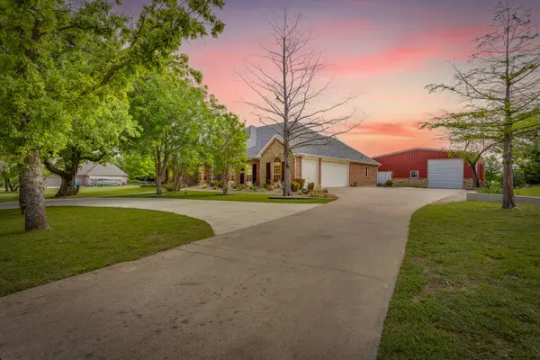 359 Saddle Club Road, Weatherford, TX 76088