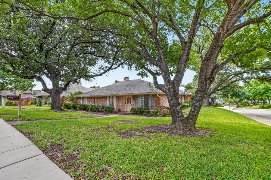 6804 Kenwhite Drive, Dallas, TX 75231 - #3