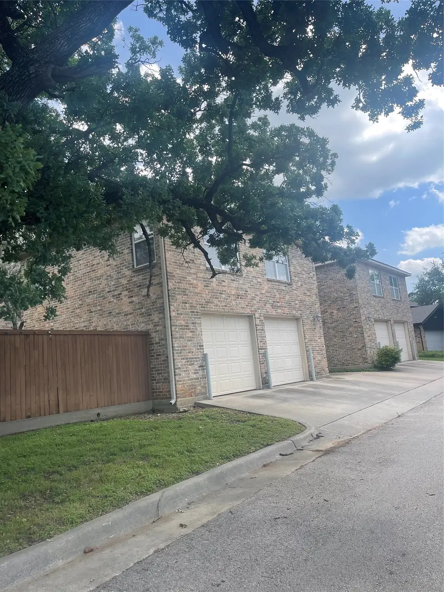 1716-1718 Stonegate Drive, Denton, TX 76205 - #2