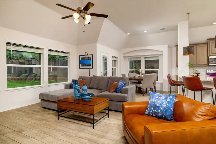 9824 Mescalbean Boulevard, Fort Worth, TX 76036 - #3