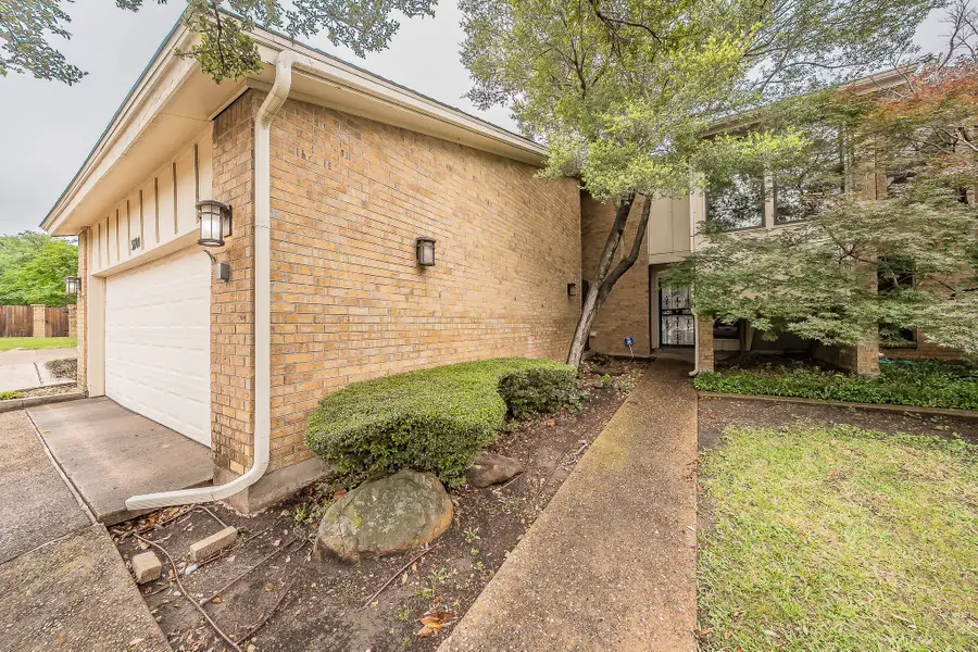 3704 Hulen Park Drive, Fort Worth, TX 76109 - #2