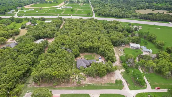 135 Lake Street, Quinlan, TX 75474